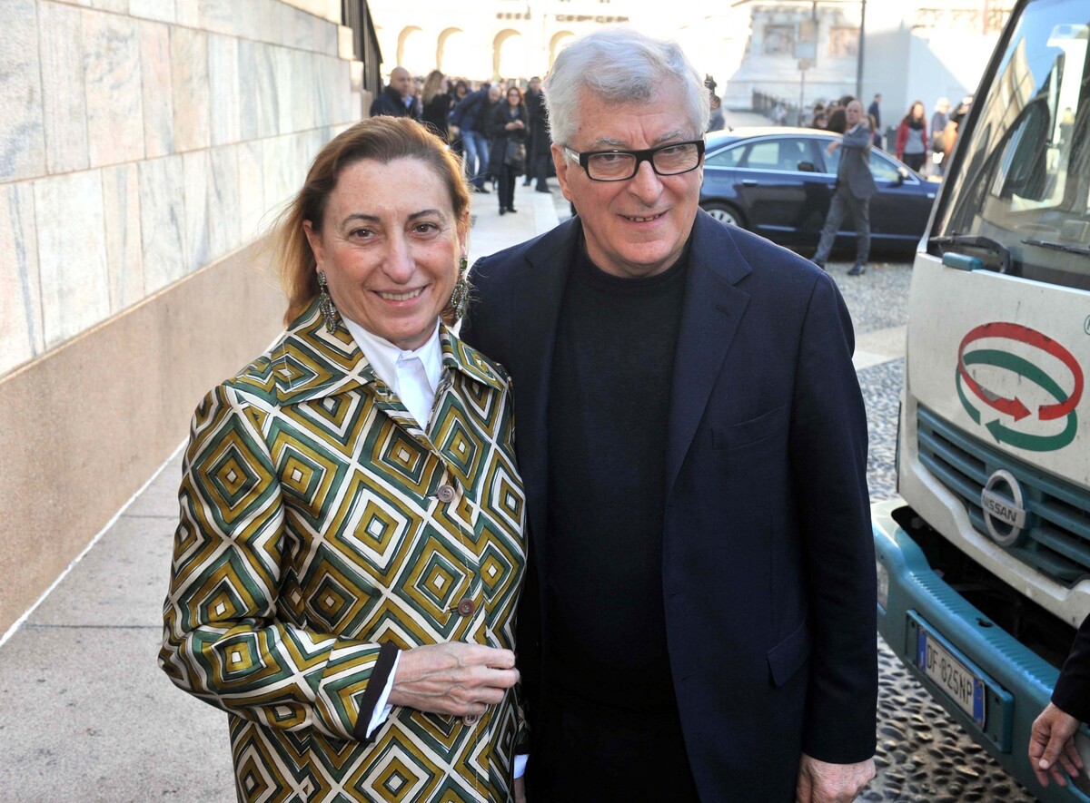 Brand o brand…elli/ Prada, un secolo di rivoluzioni: ascesa, cadute e rinascite della maison che ha cambiato la moda Brand o brand…elli/ Prada, un secolo di rivoluzioni: ascesa, cadute e rinascite della maison che ha cambiato la moda