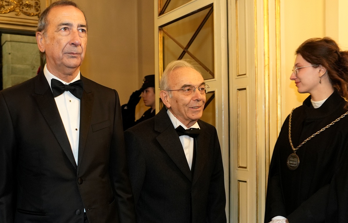 Prima della Scala, dei big del Governo c’è solo Giuli. Fontana: “Viviamo bene anche da soli…” Prima della Scala, dei big del Governo c’è solo Giuli. Fontana: “Viviamo bene anche da soli…”