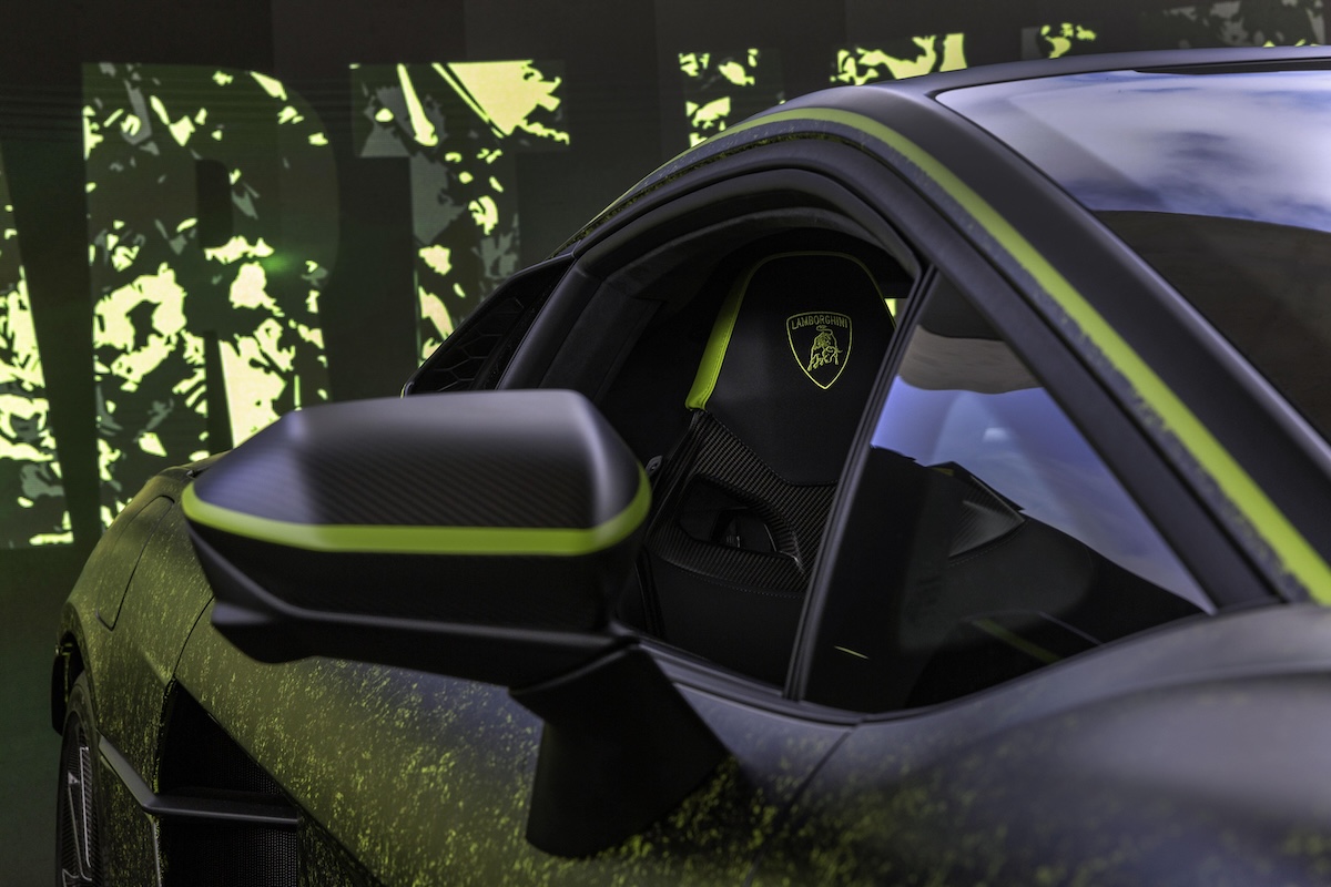 Lamborghini Temerario Ad Personam: il debutto esclusivo a Miami Beach Lamborghini Temerario Ad Personam: il debutto esclusivo a Miami Beach