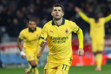 Rabiot e Pulisic ribaltano il Torino: il Milan di Allegri risponde a Napoli-Inter e torna in vetta – Ansia per Leao