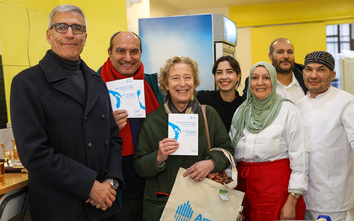 Milano, la seconda edizione di “Un sacco et(n)ico”: Comune e Amsa per migliorare la differenziata Milano, la seconda edizione di “Un sacco et(n)ico”: Comune e Amsa per migliorare la differenziata