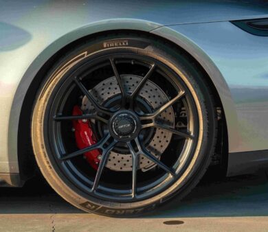 Pirelli e Porsche 911 GT3: svelati i nuovi P Zero su misura