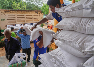 Thailandia-Cambogia, evacuate 500 mila persone. Trump: “Con una telefonata fermerò la guerra”