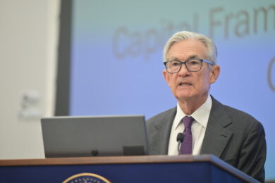Usa, la Fed taglia tassi di 25 punti base: tassi al 3,50-3,75%. È la terza sforbiciata consecutiva di Powell