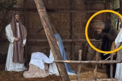 Ricercato, si nascondeva tra i personaggi del presepe. VIDEO