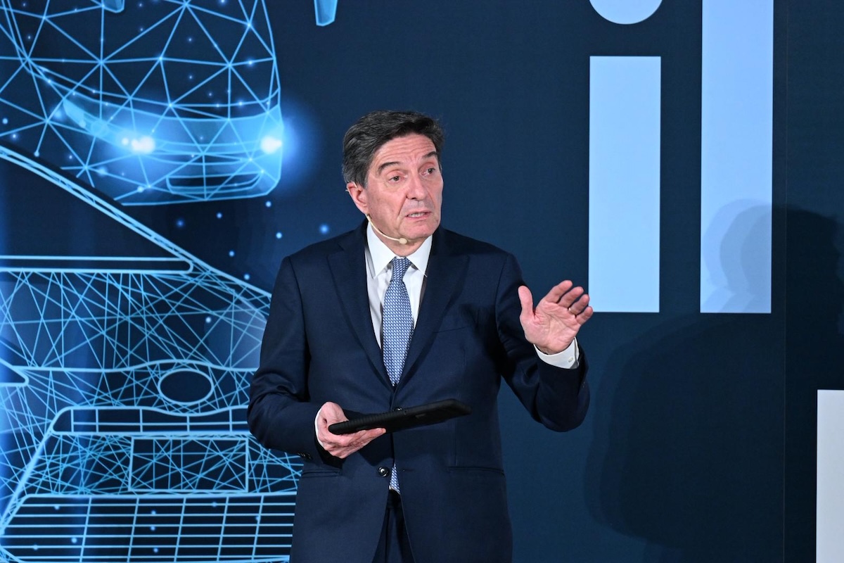 Crisi Auto, la svolta: il piano di ANFIA e Stellantis per l’Italia Crisi Auto, la svolta: il piano di ANFIA e Stellantis per l’Italia