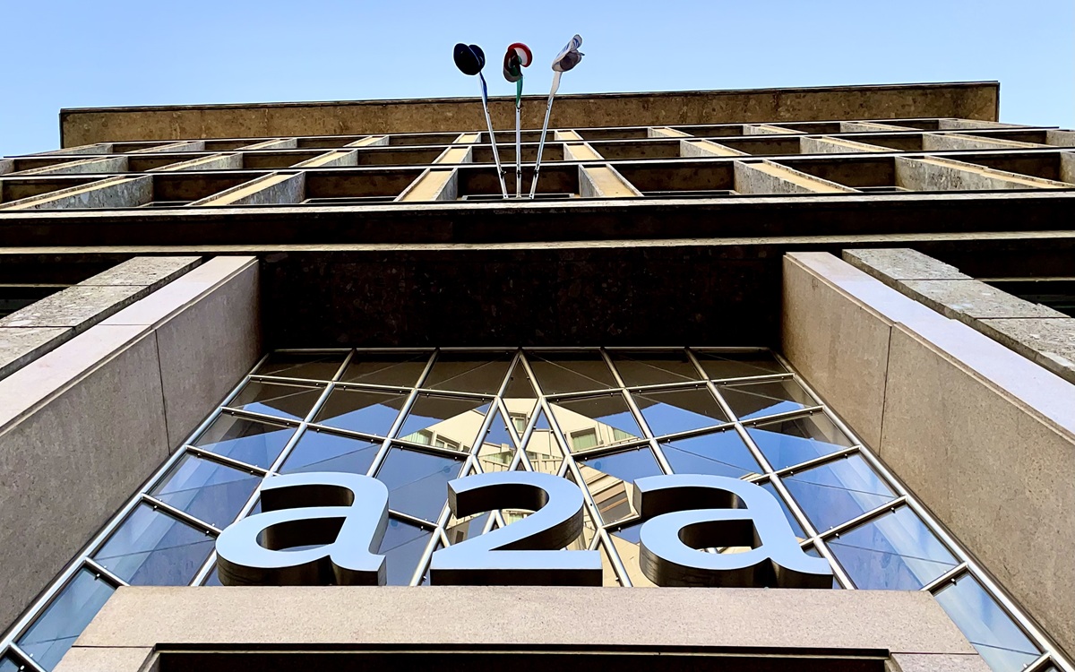Siad e A2A firmano un nuovo Power Purchase Agreement per lo sviluppo delle rinnovabili Siad e A2A firmano un nuovo Power Purchase Agreement per lo sviluppo delle rinnovabili