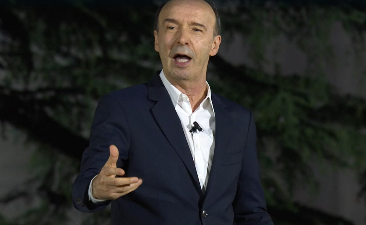 Ascolti tv, Benigni-San Pietro in Paradiso, La notte nel cuore in Purgatorio. Amadeus e Sciarelli? Su e giù – Trend Auditel Ascolti tv, Benigni-San Pietro in Paradiso, La notte nel cuore in Purgatorio. Amadeus e Sciarelli? Su e giù – Trend Auditel