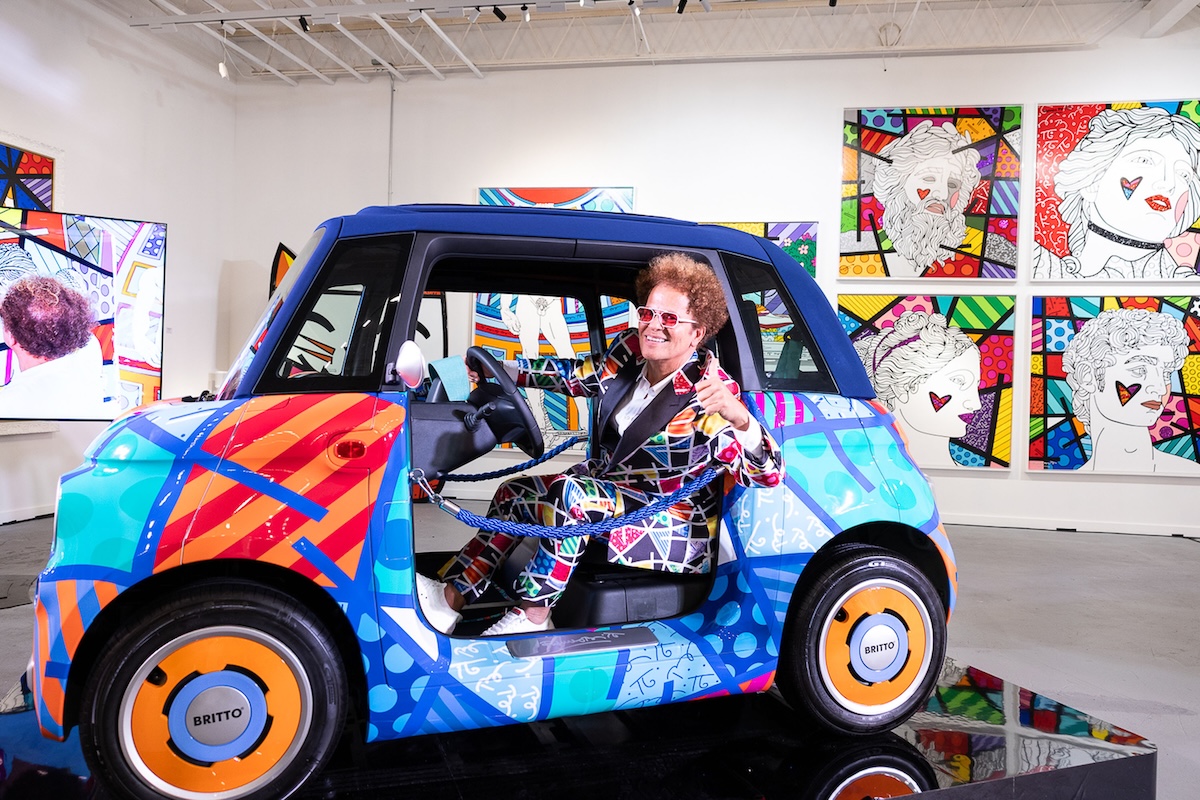 Fiat Topolino conquista gli USA: l’arte di Britto sbarca a Miami Fiat Topolino conquista gli USA: l’arte di Britto sbarca a Miami