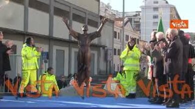 L’inaugurazione della statua di San Francesco d’Assisi al Ponte dell’Industria a Roma