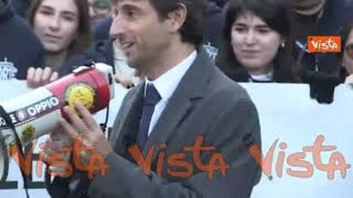 Atreju 2025, il finto sciopero dei giovani di Gioventù Nazionale, immagini