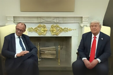 Sondaggio, cittadini Ue delusi dai propri leader: tedeschi e francesi vorrebbero Trump