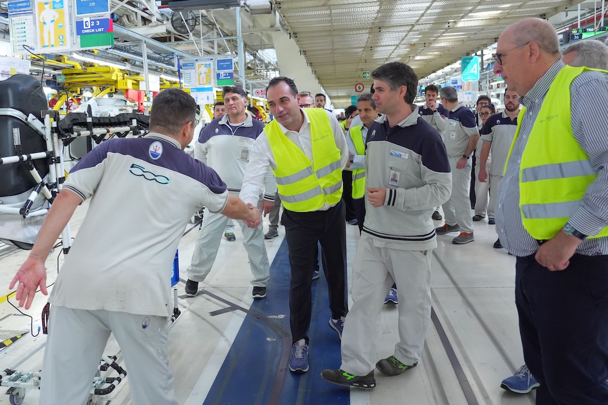 Stellantis, Filosa difende il reset 2025 tra perdite e rilancio
