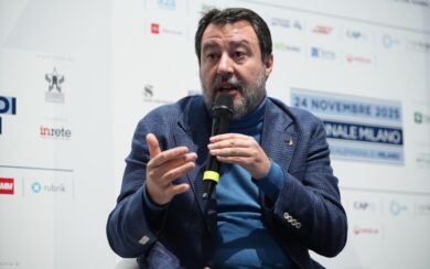 Ucraina, la Lega voterà sì al rifinanziamento degli aiuti militari. Pena governo in alto mare e Meloni al voto con Calenda e senza Salvini