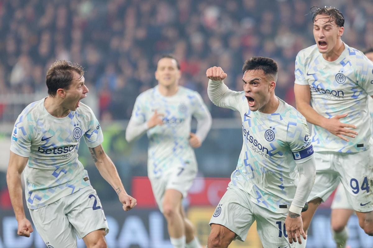 Milan, Gimenez (rischia l’operazione), Fullkrug bloccato e l’allarme Arsenal che piomba su un rossonero… Milan, Gimenez (rischia l’operazione), Fullkrug bloccato e l’allarme Arsenal che piomba su un rossonero…