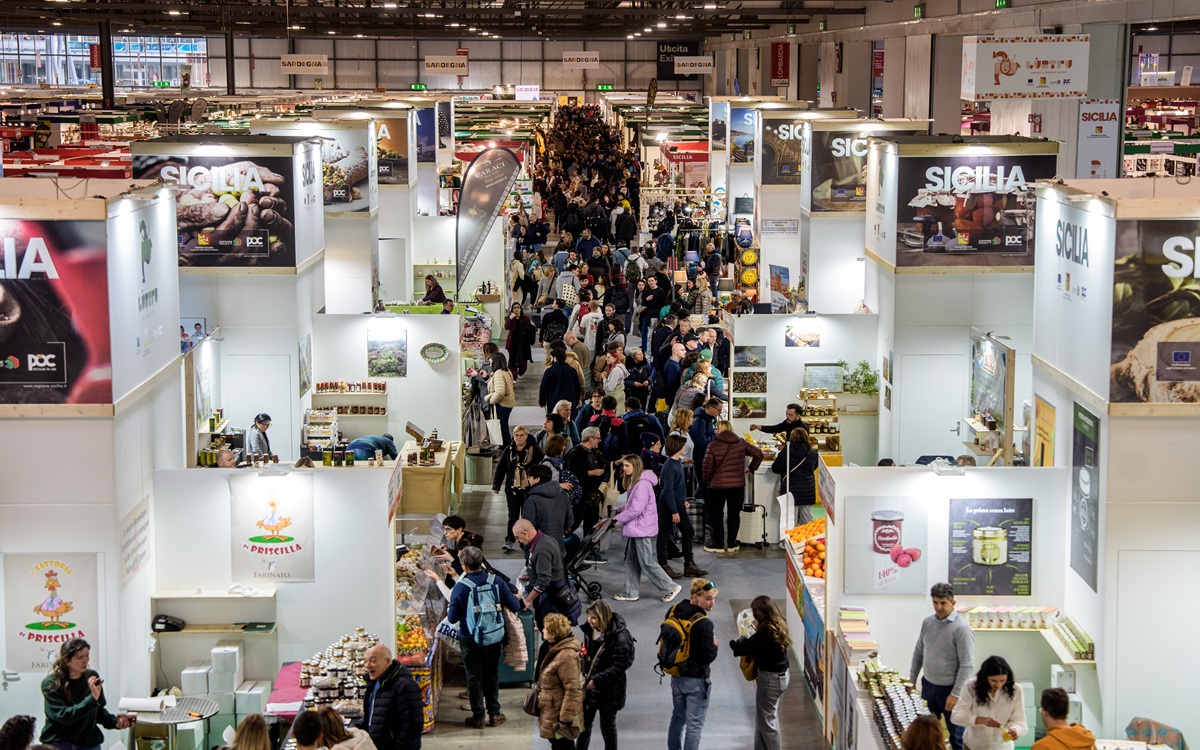 Artigiano in Fiera, un milione di visitatori a Rho per la 30esima edizione Artigiano in Fiera, un milione di visitatori a Rho per la 30esima edizione