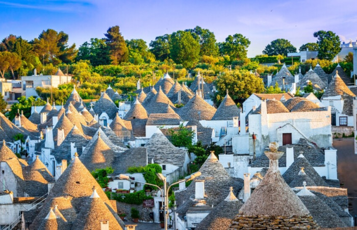 Turismo, il rapporto della Banca D’Italia: “Settore in espansione in Puglia, ma retribuzioni sotto la media” Turismo, il rapporto della Banca D’Italia: “Settore in espansione in Puglia, ma retribuzioni sotto la media”