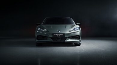 BYD porta la Denza Z9 al cinema: l’auto del Presidente in La Grazia