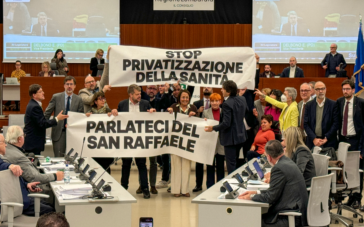 San Raffaele, Bertolaso: “Diffida immediata all’ospedale, nessuna inerzia”. Ma in aula esplode la protesta delle opposizioni San Raffaele, Bertolaso: “Diffida immediata all’ospedale, nessuna inerzia”. Ma in aula esplode la protesta delle opposizioni