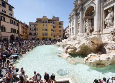 Fontana di Trevi a pagamento, la mossa per fare cassa del comune di Roma. Attese entrate per 20 milioni di euro