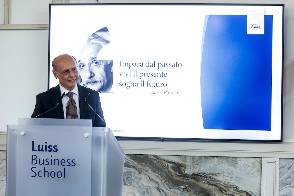 UNRAE: serve chiarezza UE e riforma fiscale auto per rilanciare il settore UNRAE: serve chiarezza UE e riforma fiscale auto per rilanciare il settore