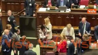 Meloni lascia la Camera al termine delle comunicazioni in Aula sul Consiglio Ue