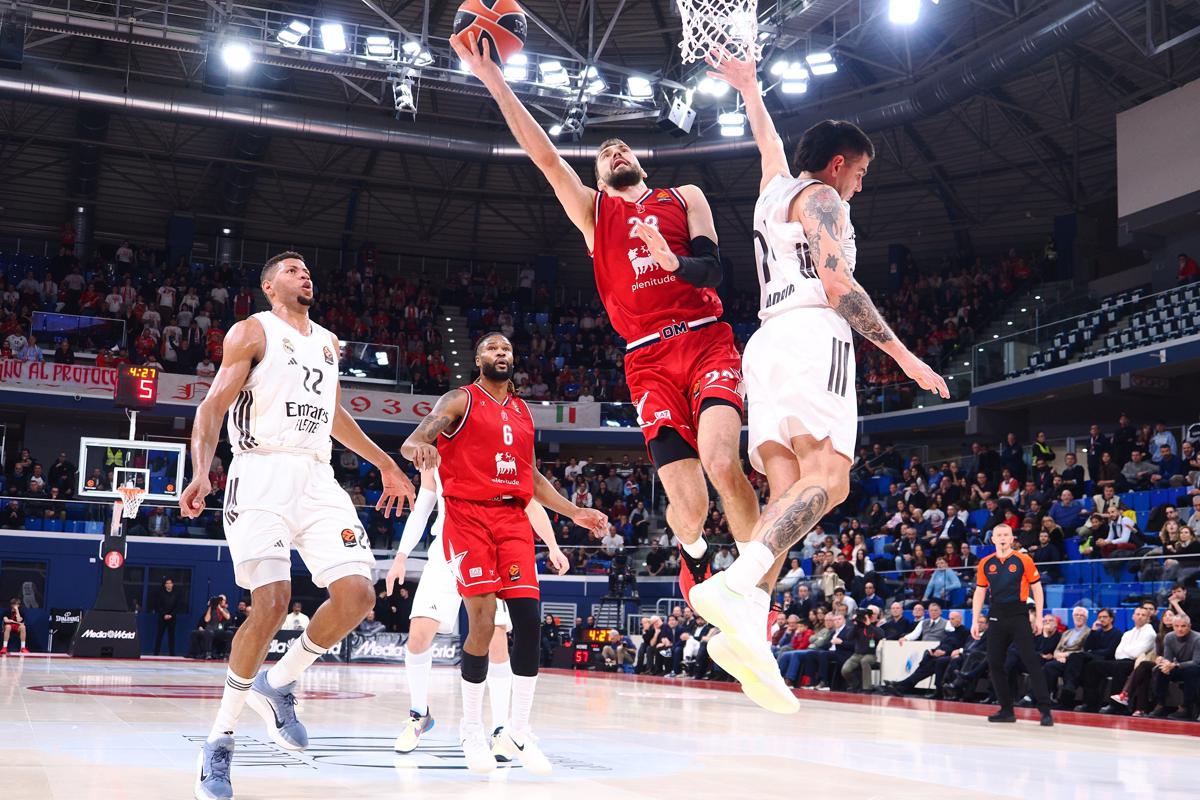 Olimpia Milano non si ferma: super Guduric piega il Real Madrid – Poeta: “Super contento, troviamo sempre protagonisti nuovi” Olimpia Milano non si ferma: super Guduric piega il Real Madrid – Poeta: “Super contento, troviamo sempre protagonisti nuovi”