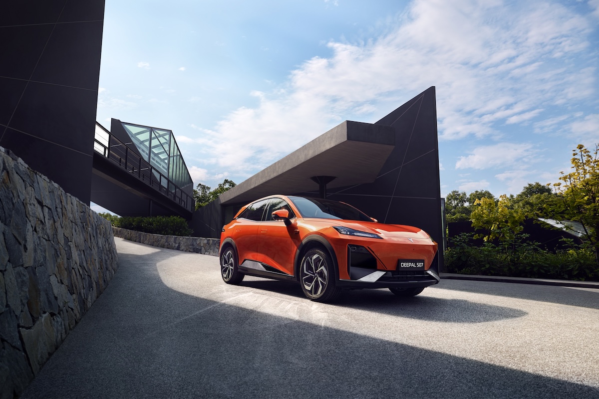 Changan Deepal S07: il nuovo e-SUV intelligente disegnato a Torino