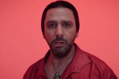 Checco Zalone lancia “La prostata inflamada”: il videoclip che anticipa il film “Buen Camino”