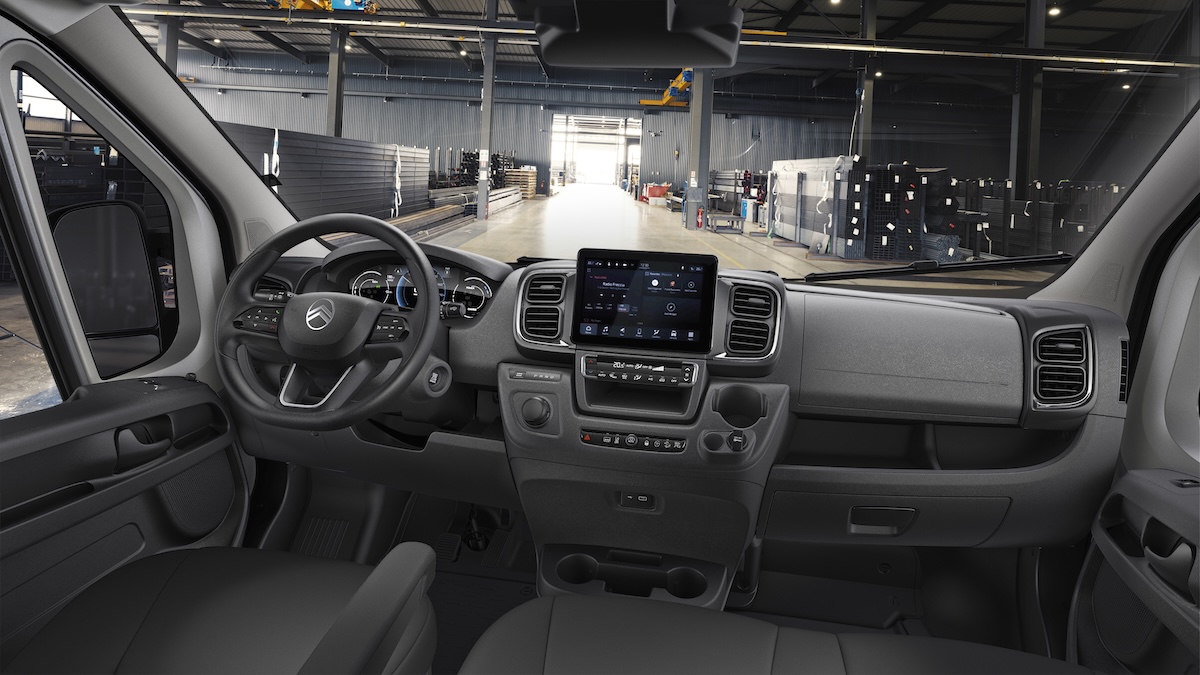 Stellantis HVO Aurora: la svolta green con Citroen Berlingo Stellantis HVO Aurora: la svolta green con Citroen Berlingo