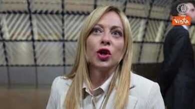 Meloni: Ue si riserva utilizzo asset russi rispettando il diritto internazionale