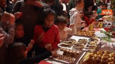 Zucchero filato e dolci al Quirinale per i bimbi delle case famiglia ospiti di Mattarella