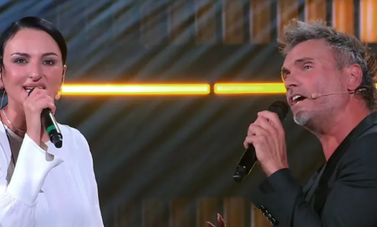The Voice Senior finale, Nek a tutto campo: “Berté un pozzo di aneddoti. Arisa molto profonda. Il 2026? Farò l’agricoltore e poi…” – L’intervista ad Affaritaliani The Voice Senior finale, Nek a tutto campo: “Berté un pozzo di aneddoti. Arisa molto profonda. Il 2026? Farò l’agricoltore e poi…” – L’intervista ad Affaritaliani