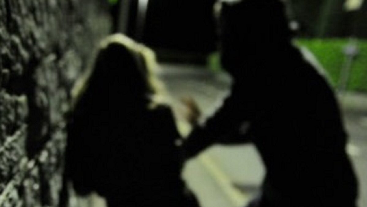 Milano da incubo, 19enne violentata all’uscita della discoteca. Il racconto: “Ecco chi era” Milano da incubo, 19enne violentata all’uscita della discoteca. Il racconto: “Ecco chi era”
