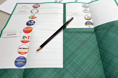 Sondaggi, cambiano molte percentuali proprio a ridosso del Natale. Gli ultimissimi dati (ci sono sorprese)