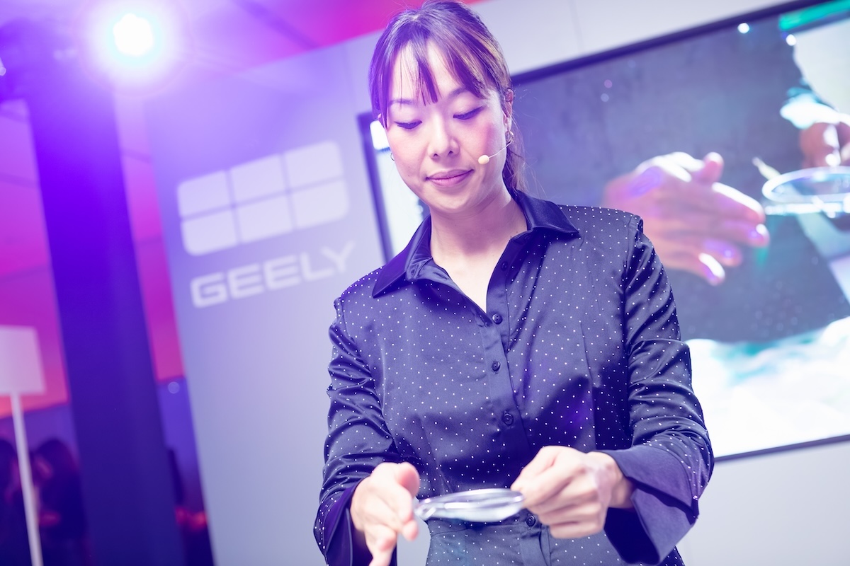 MasterChef 14: Anna Zhang sceglie la tecnologia di Geely EX5