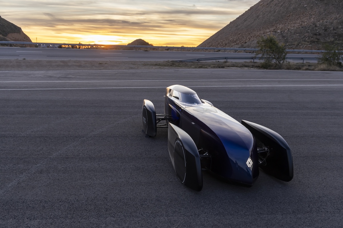 Renault Filante Record 2025: 1000 km in elettrico senza ricarica Renault Filante Record 2025: 1000 km in elettrico senza ricarica