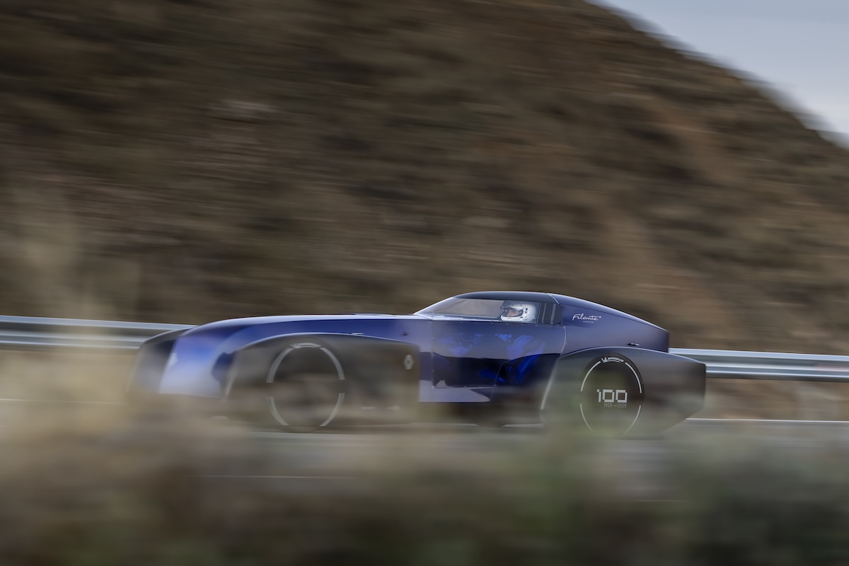 Renault Filante Record 2025: 1000 km in elettrico senza ricarica Renault Filante Record 2025: 1000 km in elettrico senza ricarica