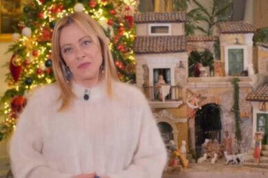 Natale: Meloni, ‘un augurio sincero a tutti gli italiani, siate orgogliosi vostra identità’ – Video