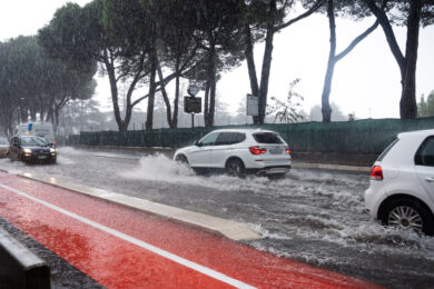 Maltempo, Natale d’ansia in Emilia Romagna: allerta rossa, attenzione al fiume Idice