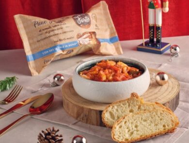 Natale, il 90% degli italiani sceglie la cucina fai da te: il pane protagonista guida un mercato da 16 miliardi