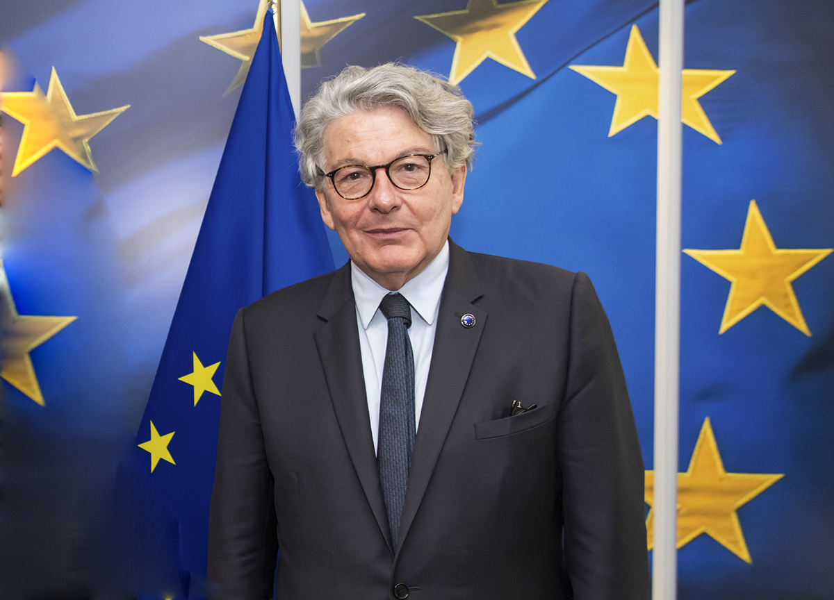 Visto d’ingresso negato negli Usa, Ue: “Pronti a reagire in modo rapido dopo il veto a Breton” Visto d’ingresso negato negli Usa, Ue: “Pronti a reagire in modo rapido dopo il veto a Breton”