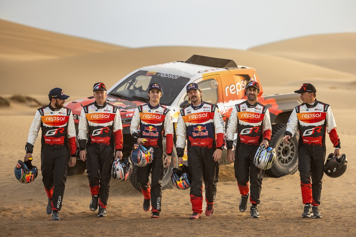 Rally Dakar 2026: Toyota svela il DKR GR Hilux di nuova generazione