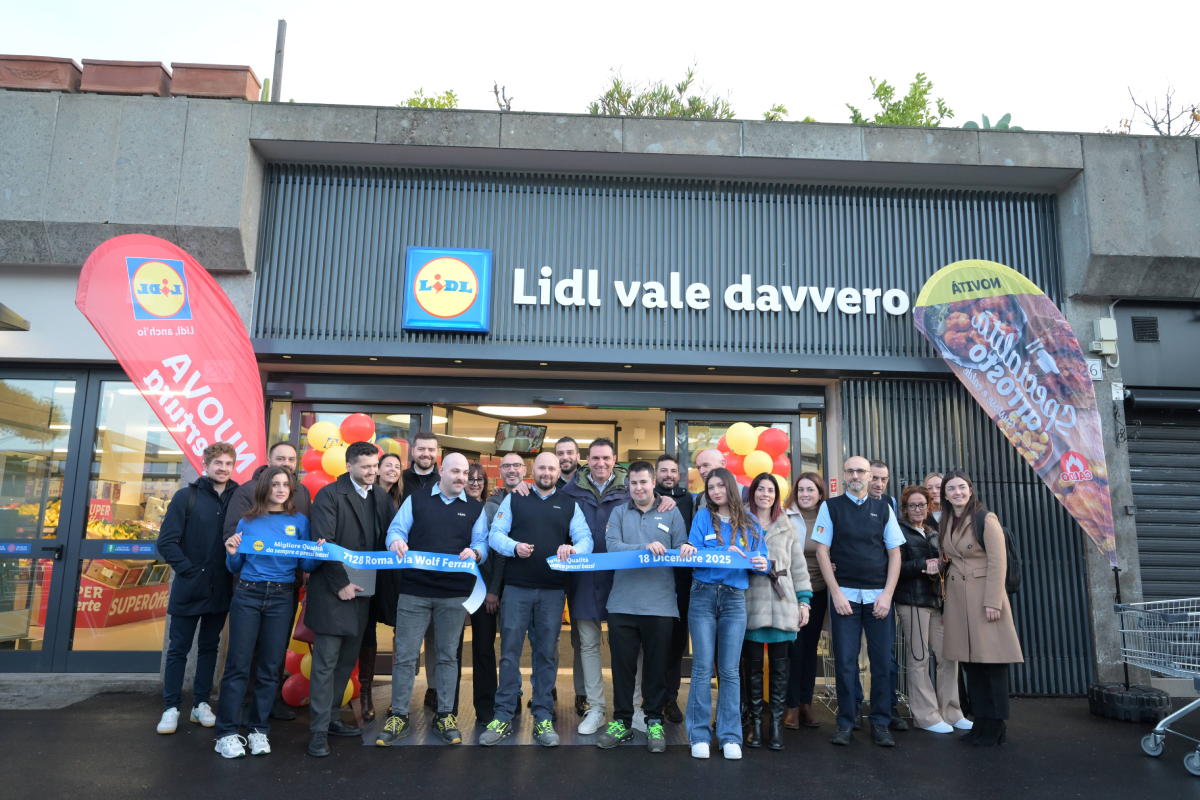Lidl: inaugurato all’Infernetto il 23° supermercato romano Lidl: inaugurato all’Infernetto il 23° supermercato romano