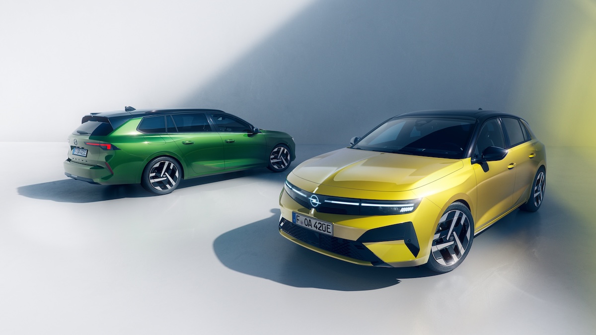 Opel Mokka GSE e Astra: il futuro elettrico debutta a Bruxelles 2026