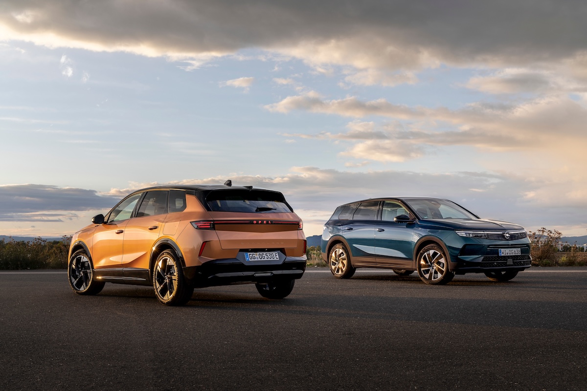 Opel Mokka GSE e Astra: il futuro elettrico debutta a Bruxelles 2026