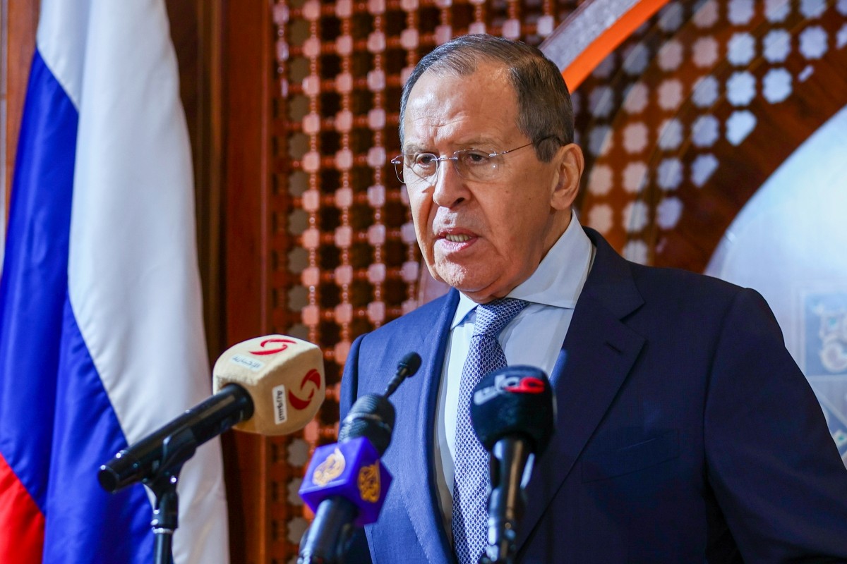 Ucraina, Lavrov avverte: “Niente paura, Mosca non attaccherà l’Europa. Ma se ci sfidate, la risposta sarà schiacciante” Ucraina, Lavrov avverte: “Niente paura, Mosca non attaccherà l’Europa. Ma se ci sfidate, la risposta sarà schiacciante”