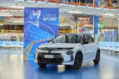 La Fiamma Olimpica illumina Melfi: Lancia verso Milano Cortina 2026