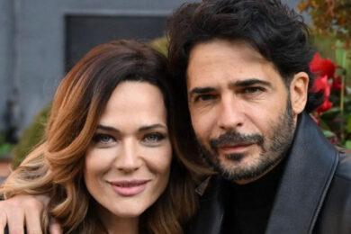 Ascolti tv, “Se fossi te” domina in prima serata, flop per Canale 5: Benigni-Troisi sul podio, ottimo Cash or Trash