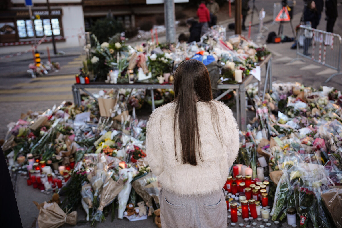 Strage di Crans Montana, 14 italiani tra i feriti: identificati sei corpi. Indagati per omicidio colposo i gestori del locale Strage di Crans Montana, 14 italiani tra i feriti: identificati sei corpi. Indagati per omicidio colposo i gestori del locale